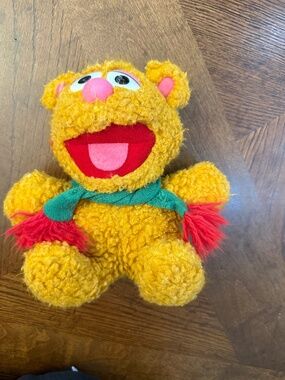 1987 Henson fizzier bear.